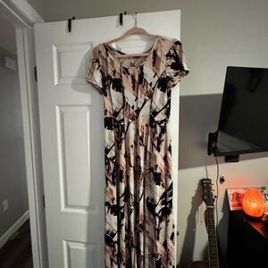 Sami & Jo Black and Cream Abstract Maxi Dress